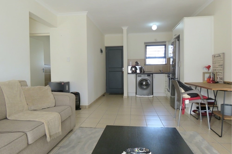 To Let 2 Bedroom Property for Rent in Parklands Western Cape